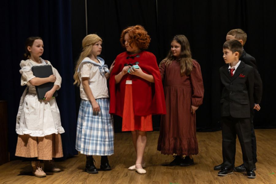 Photos: First look at Rise Up Arts Penguin Project's ANNIE JR Image