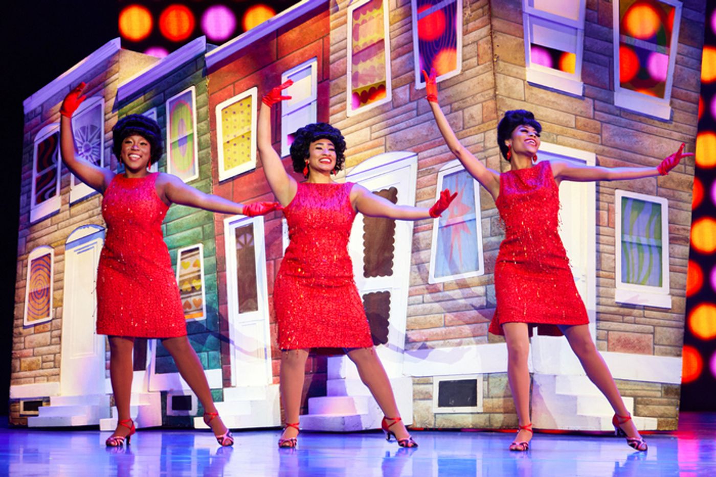Photos: Get a First Look at New Images of HAIRSPRAY on Tour Photos: Get a First Look at New Images of HAIRSPRAY on Tour Image