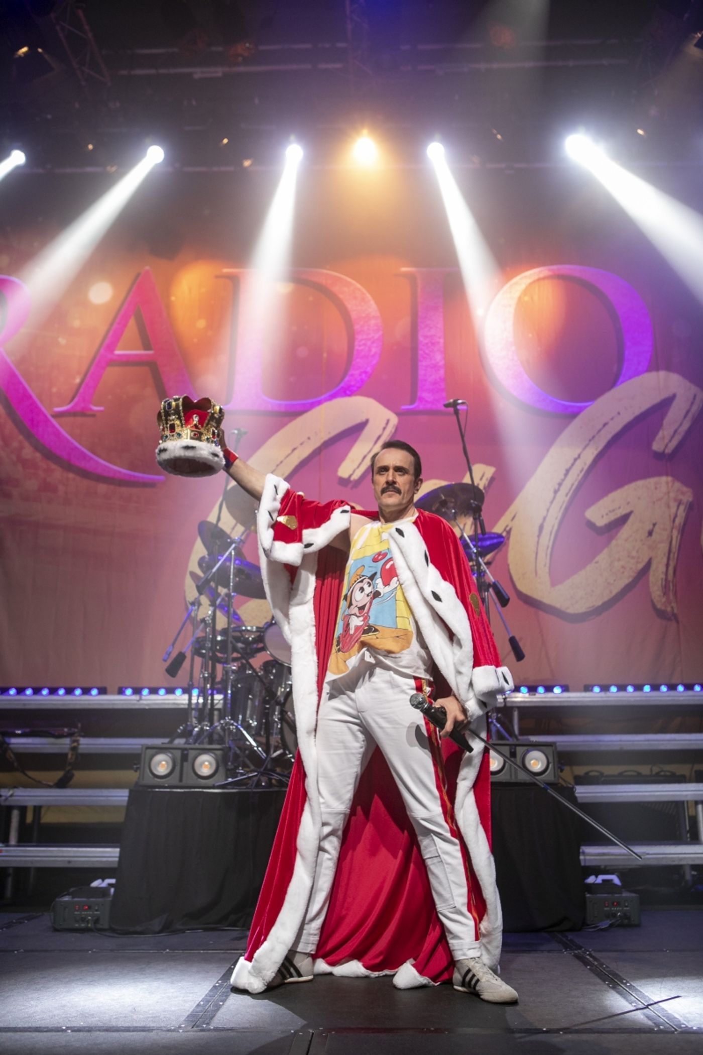 Review: RADIO GAGA, Adelphi Theatre  Image