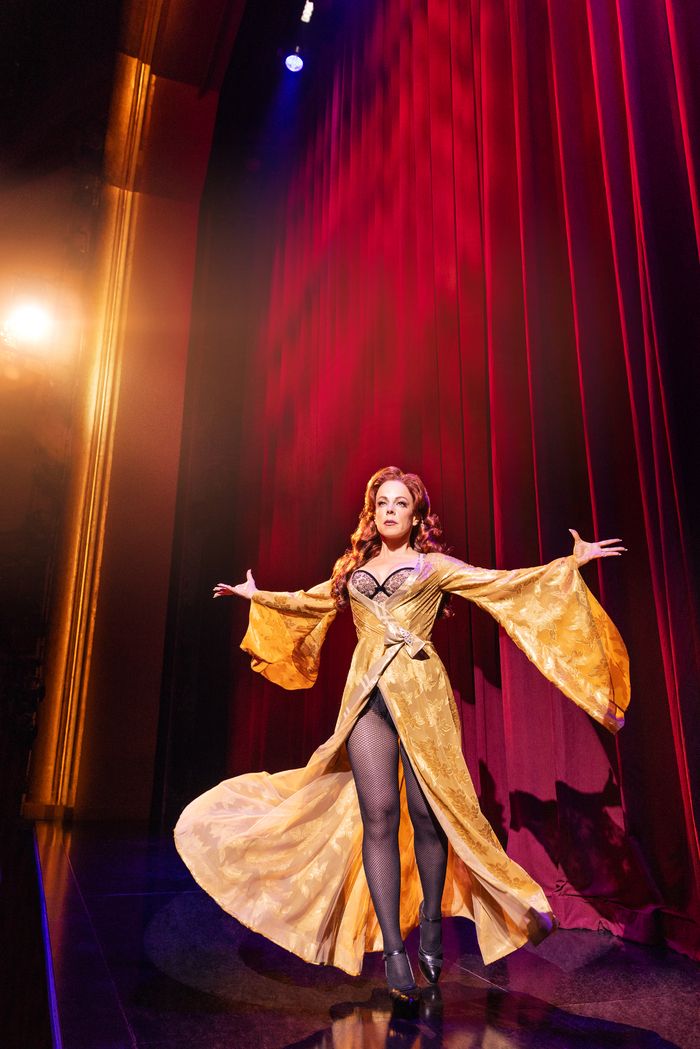 Photos: Get a First Look at SPAMALOT on Broadway — photo 17 of 20