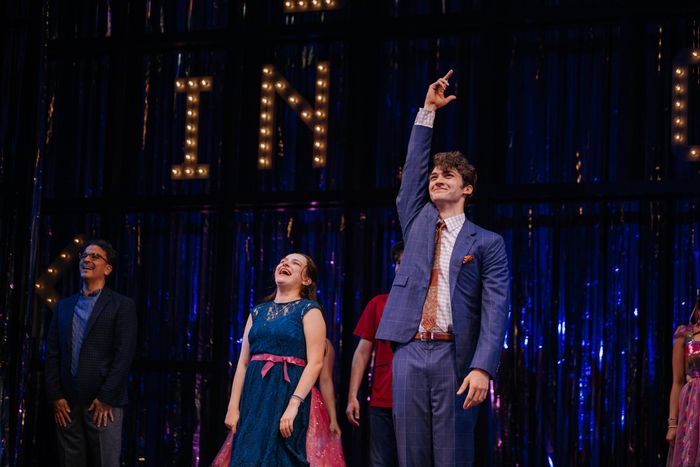 Photos: Go Inside the First Preview of HOW TO DANCE IN OHIO on Broadway — photo 11 of 33