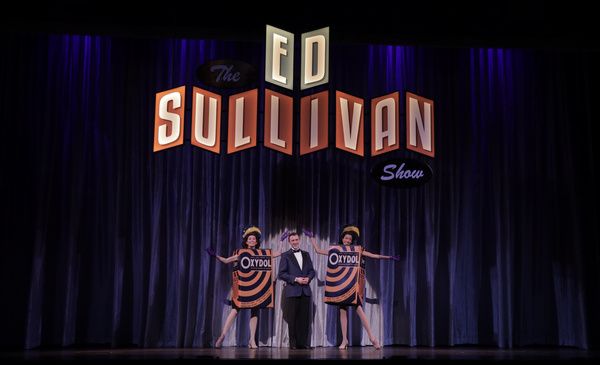 Rhoda (Blair Lindsey), Announcer (Wesley Byers) and Rita (Alloria Frayser) Photo