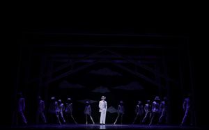 Bob Wallace (Matthew Amira) and The Company of WHITE CHRISTMAS Photo