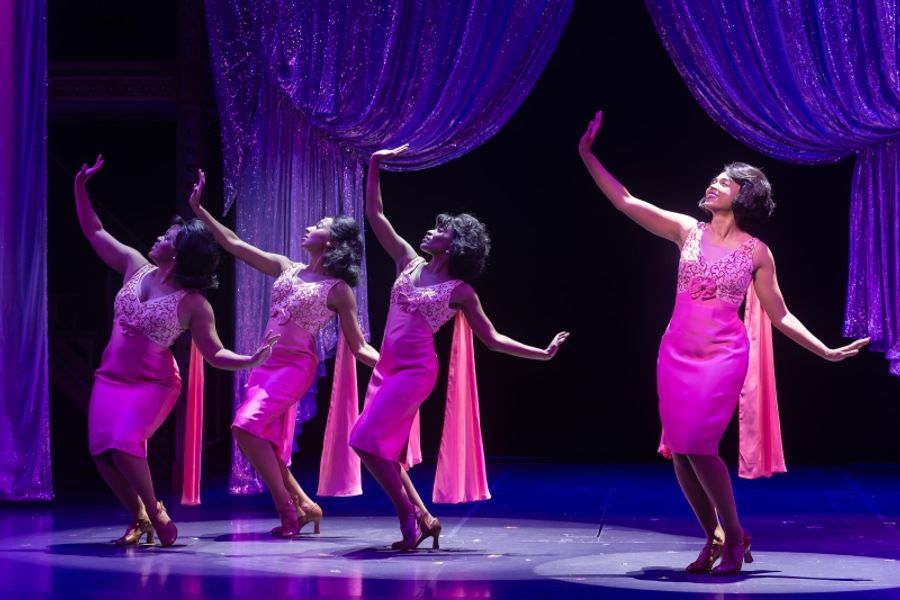 Review: Carole King's Life Story Blossoms in BEAUTIFUL at La Mirada Image