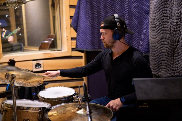 Photos: Inside Soundtrack Sessions for Quentin Garzón's GRAY LAND  Image