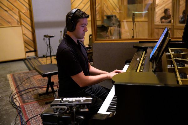 Photos: Inside Soundtrack Sessions for Quentin Garzón's GRAY LAND  Image