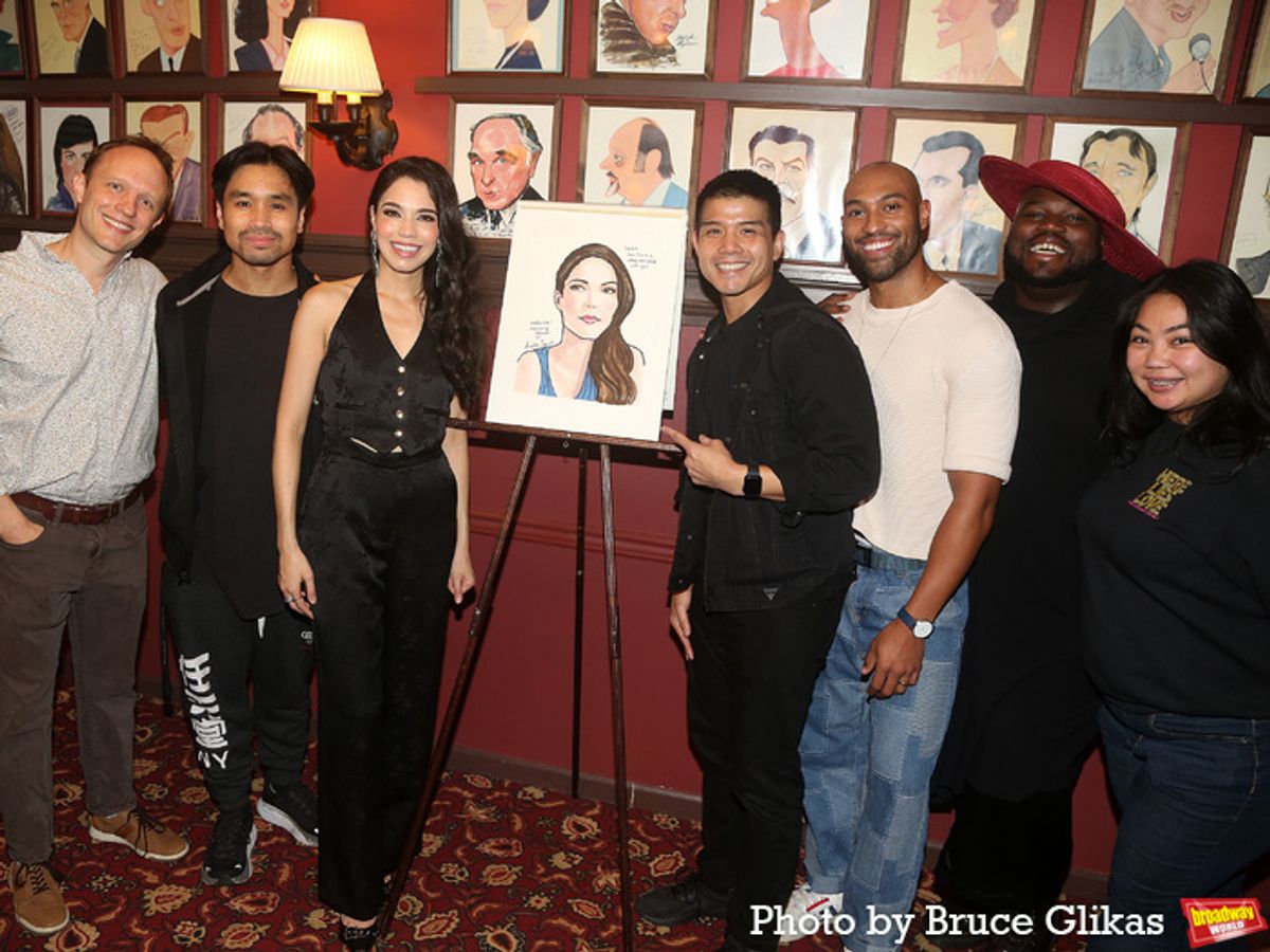 Arielle Jacobs and her 'Aladdin' castmates at 