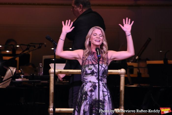 Photos: Kelli O'Hara and Sutton Foster Share the Stage with The New York Pops at Carnegie Hall  Image