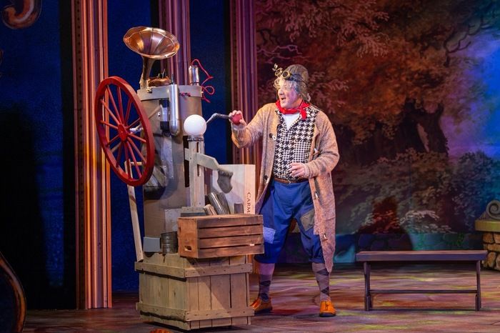 Photos: First Look at DISNEY'S BEAUTY AND THE BEAST at the John W. Engeman Theater  Image