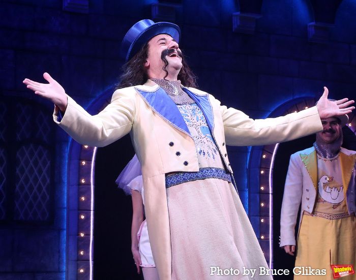 Photos: Get a Look at SPAMALOT Opening Night Bows! — photo 4 of 53