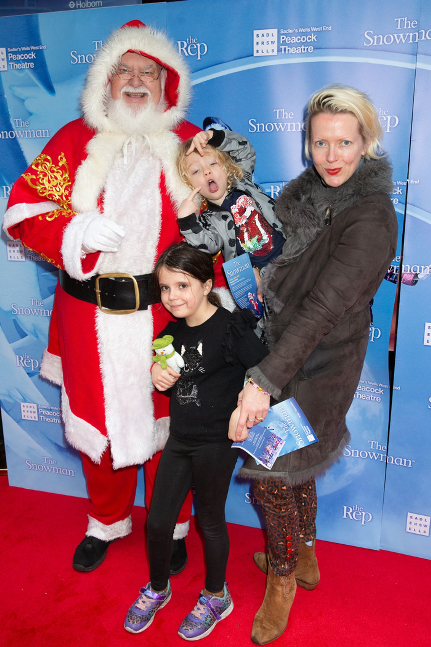 Photos: Stars Arrive at the Opening of THE SNOWMAN at the Peacock Theatre  Image