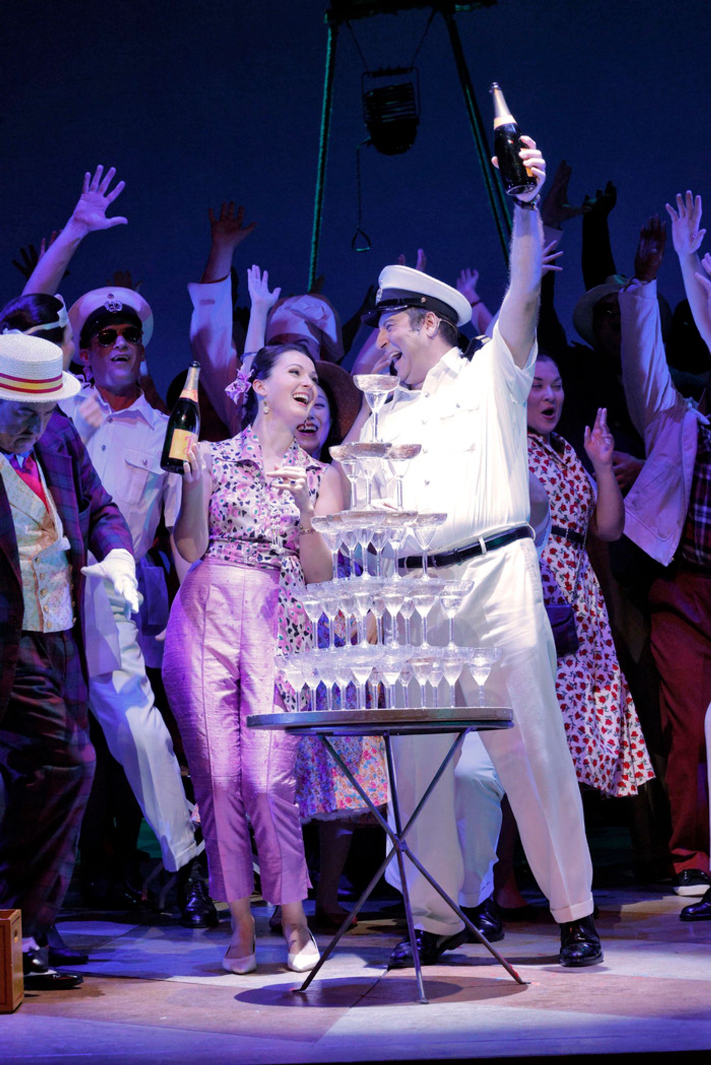 Photos: First Look at THE ELIXIR OF LOVE at San Francisco Opera  Image