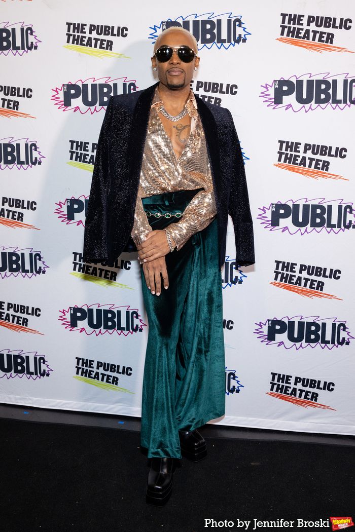 Photos: On the Red Carpet for Opening Night of HELL'S KITCHEN at the Public — photo 6 of 130