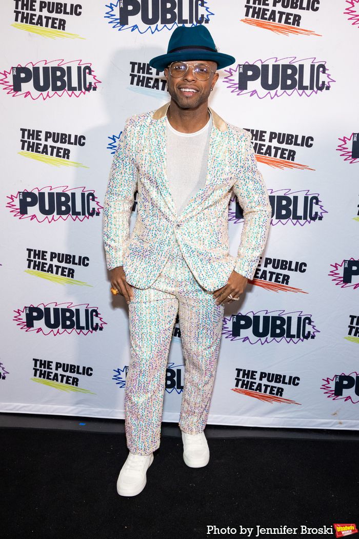 Photos: On the Red Carpet for Opening Night of HELL'S KITCHEN at the Public — photo 18 of 130