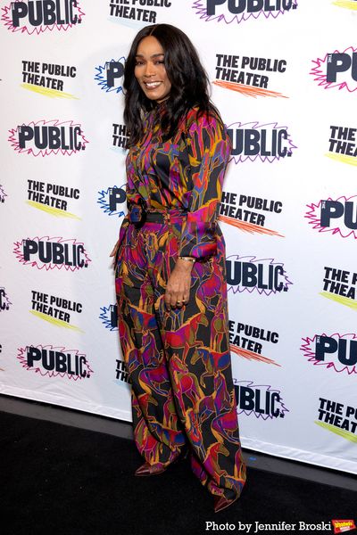 Angela Bassett Photo