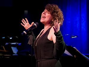 Camille Diamond Photo