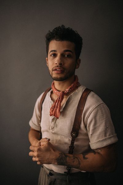 Jordan Fisher  Photo