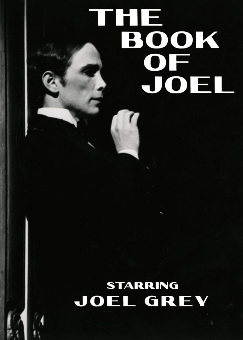 24 Theater Books for Your Summer 2025 Reading List Image