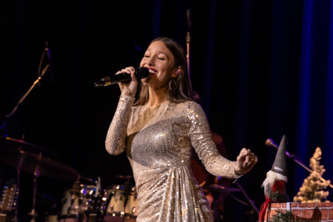 Photos: Inside Mount Vernon Arts Consortium presented GIRL NAMED TOM: ONE MORE CHRISTMAS TOUR Photos: Inside Mount Vernon Arts Consortium presented GIRL NAMED TOM: ONE MORE CHRISTMAS TOUR Image
