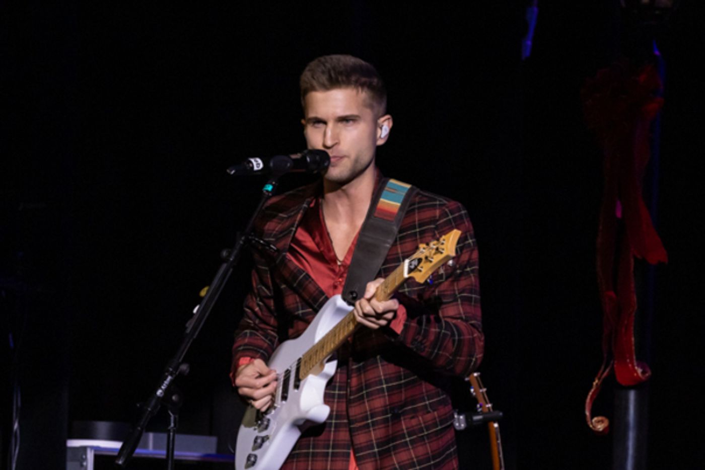 Photos: Inside Mount Vernon Arts Consortium presented GIRL NAMED TOM: ONE MORE CHRISTMAS TOUR Photos: Inside Mount Vernon Arts Consortium presented GIRL NAMED TOM: ONE MORE CHRISTMAS TOUR Image