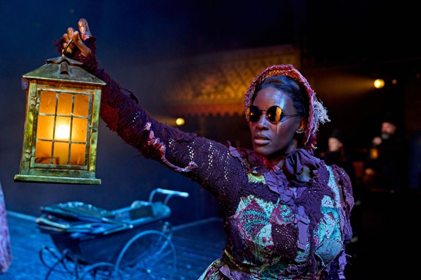 Review: A CHRISTMAS CAROL, Old Vic Theatre  Image