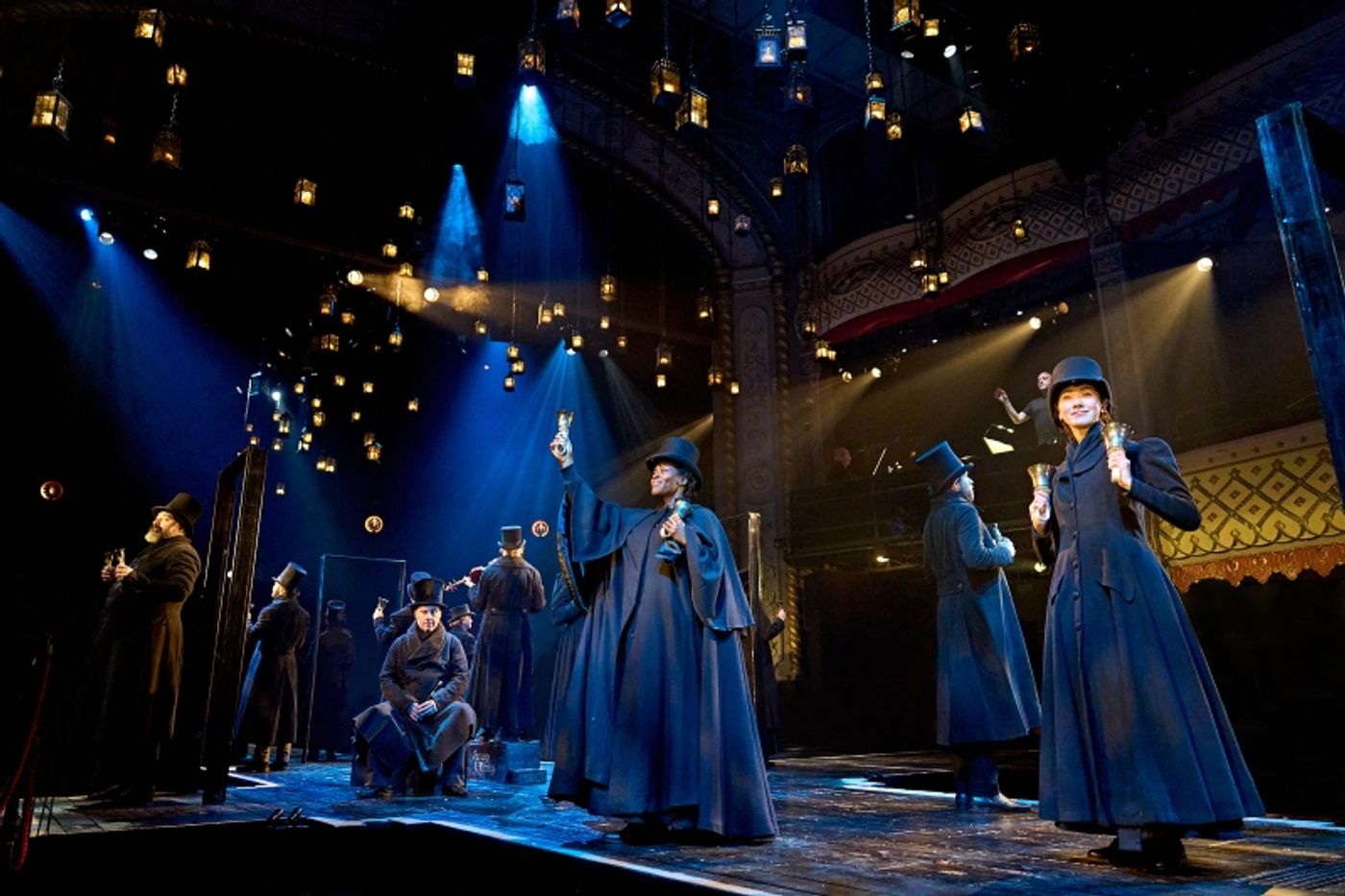Review: A CHRISTMAS CAROL, Old Vic Theatre  Image