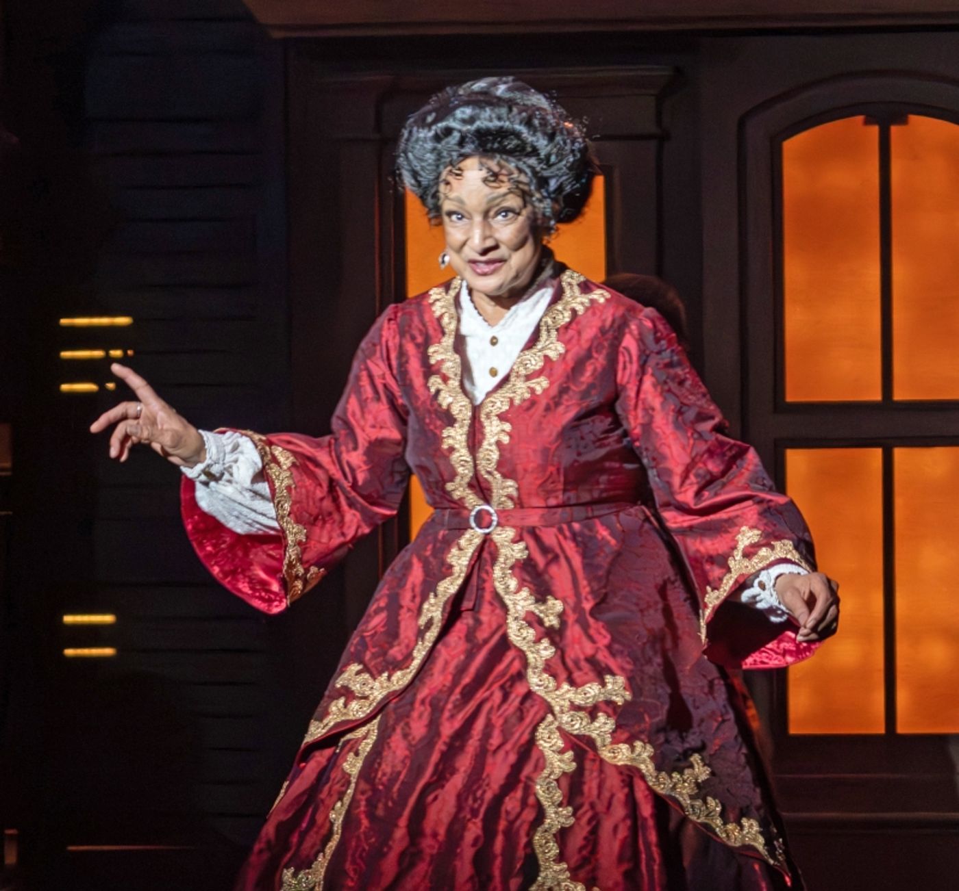 Review: A CHRISTMAS CAROL at Kansas City Repertory Theatre  Image
