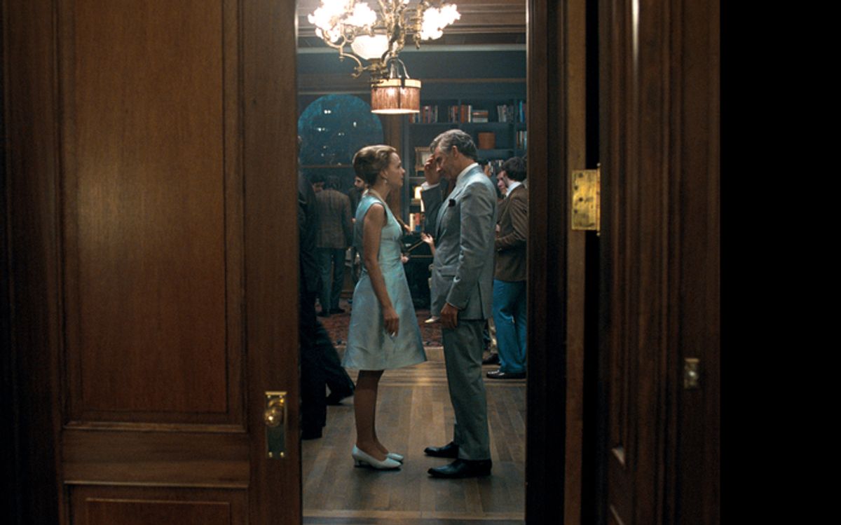 Carey Mulligan as Felicia Montealegre and Bradley Cooper as Leonard Bernstein at 