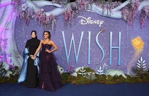 Julia Michaels (L) and Ariana DeBose @ BroadwayWorld Julia Michaels (L) and Ariana DeBose Photo