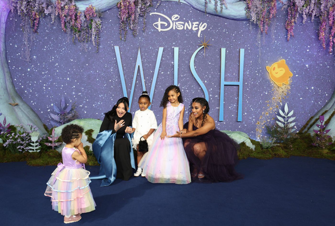 Photos: Inside the U.K. Premiere of WISH With Ariana DeBose & More  Image