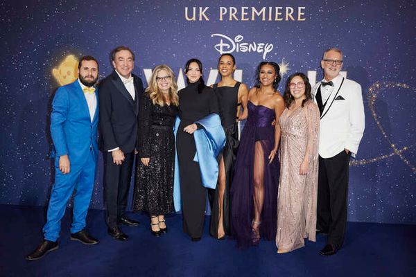 Juan Pablo Reyes, Peter Del Vecho, Jennifer Lee, Julia Michaels, Rochelle Humes, Aria Photo