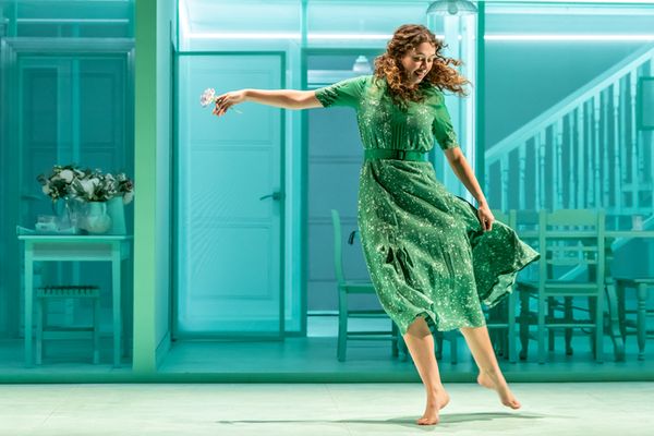 Isis Hainsworth (Adela)  Photo