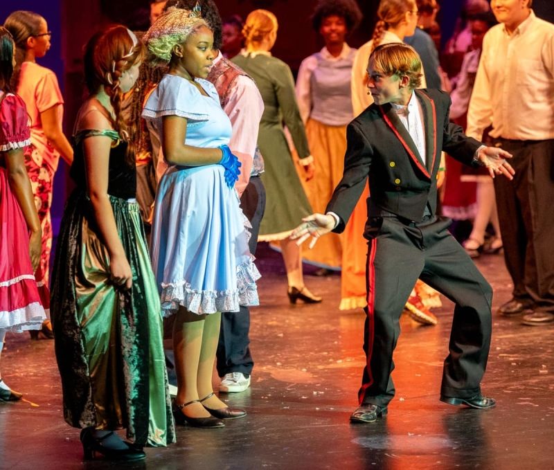 Review: DISNEY'S FROZEN at North Little Rock High School Performing Arts Center  Image