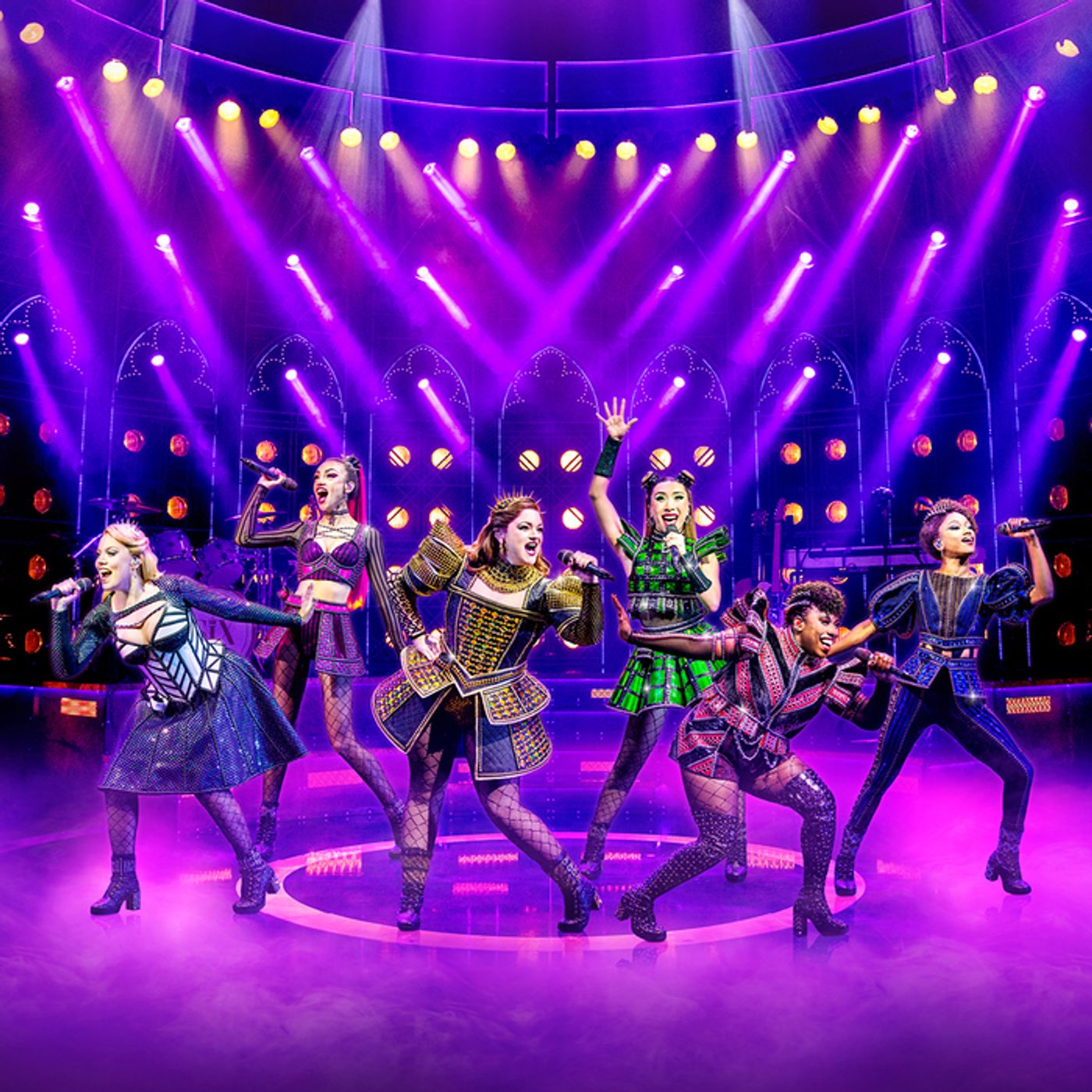 Photos: First Look at the New Queens of SIX in the West End  Image