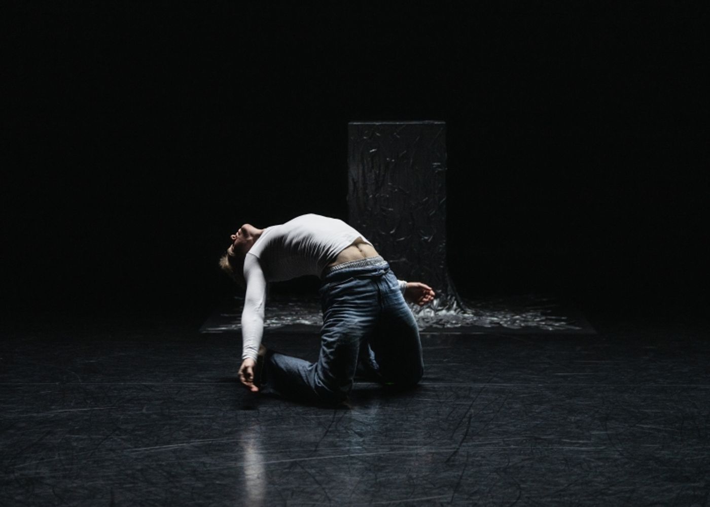 Review: YOUNG ASSOCIATES MIXED BILL, Sadler's Wells  Image