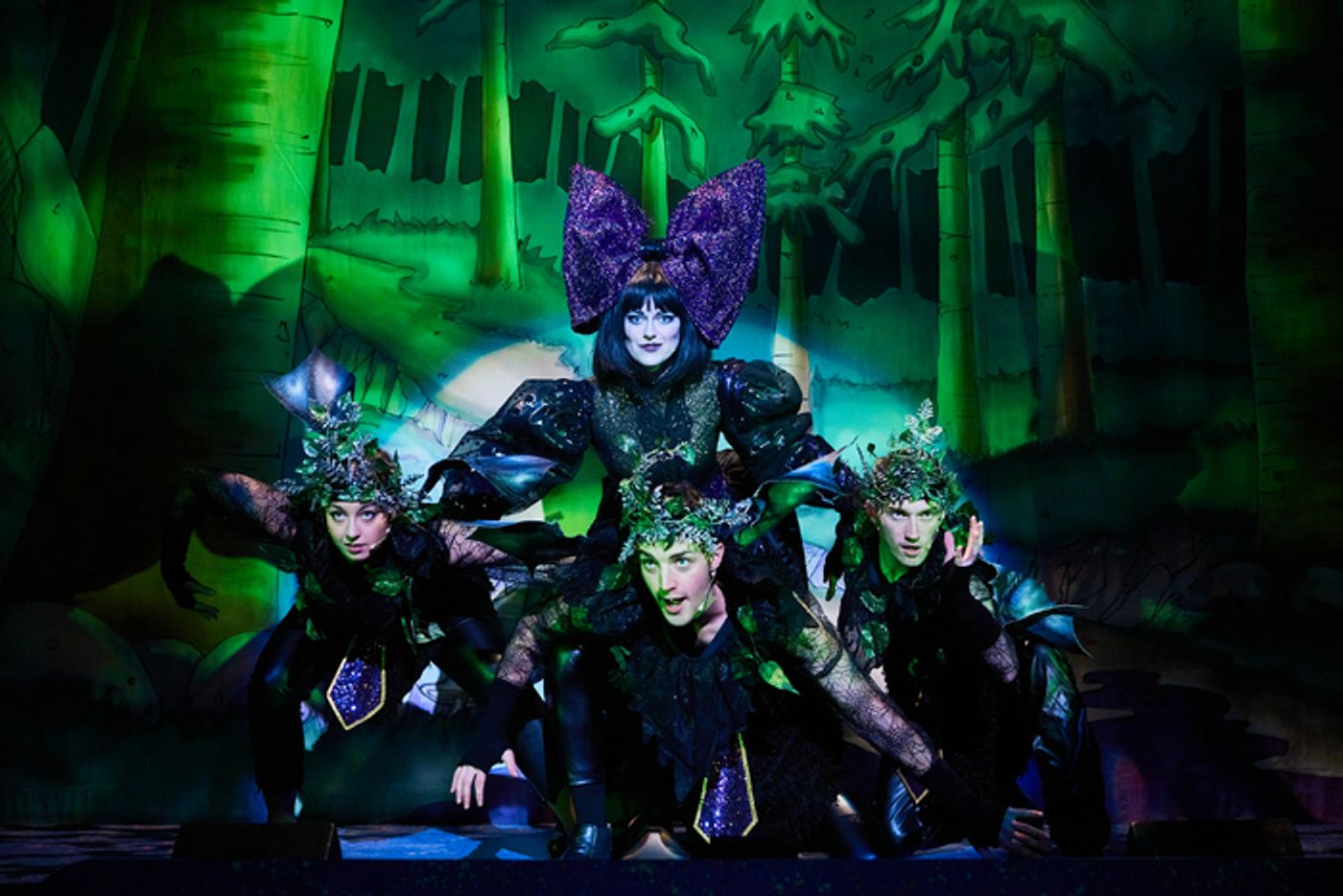 Photos: First Look at BEAUTY AND THE BEAST Panto at Corn Exchange Newbury  Image