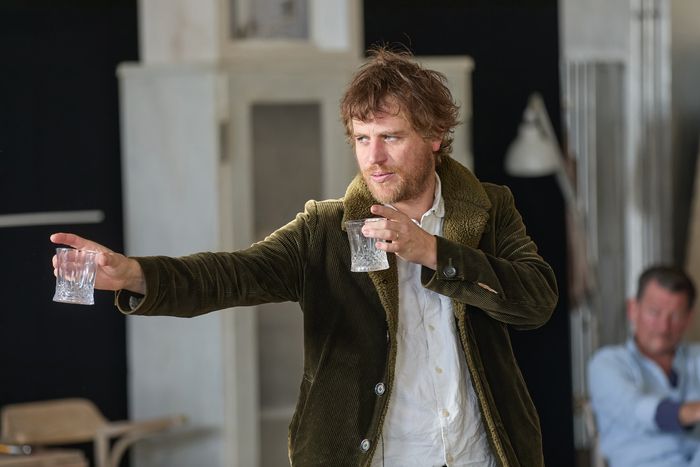 Photos: Inside Rehearsal for West End Transfer of THE MOTIVE AND THE CUE — photo 2 of 12