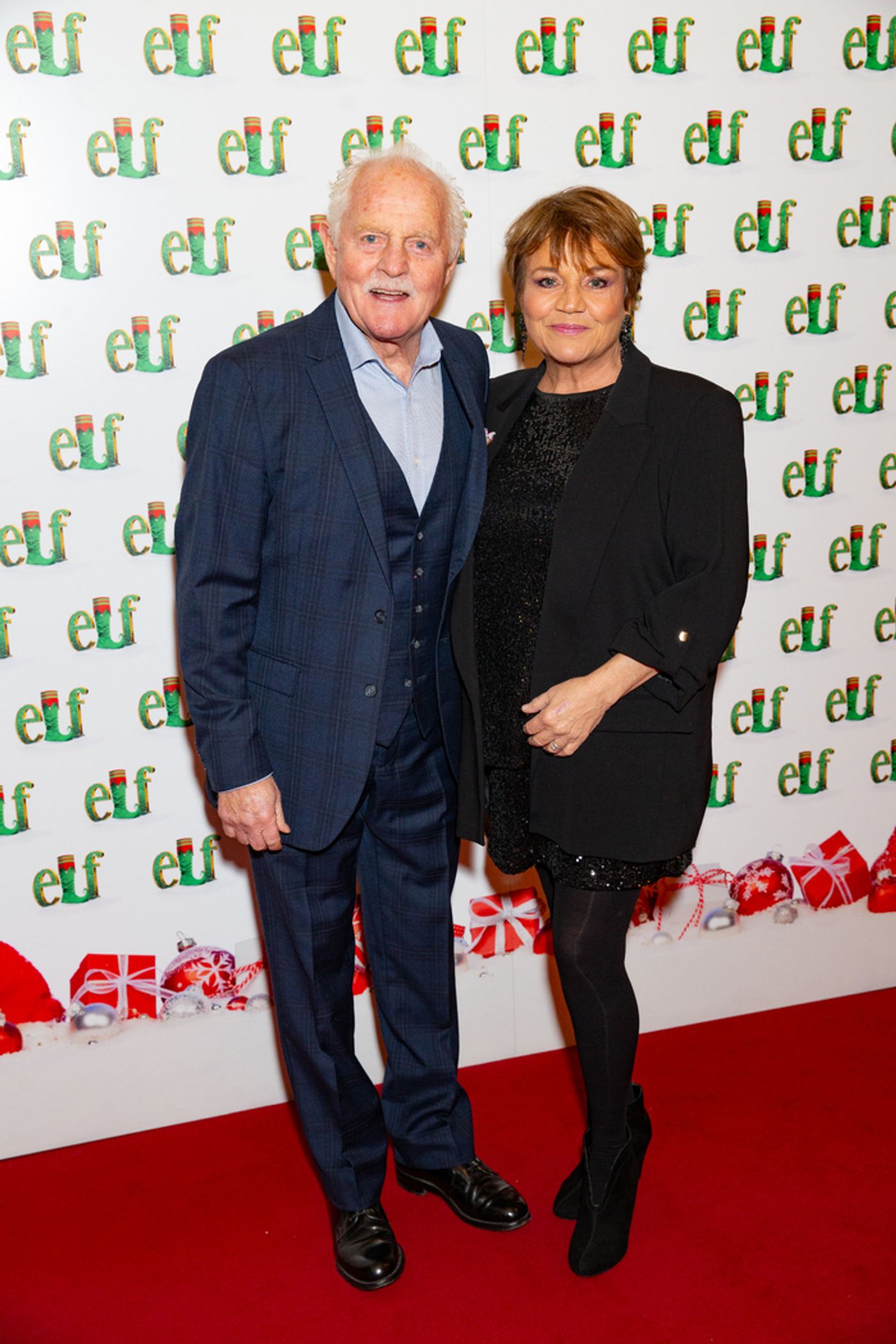 Photos: On the Red Carpet at Opening Night of ELF THE MUSICAL Photos: On the Red Carpet at Opening Night of ELF THE MUSICAL Image