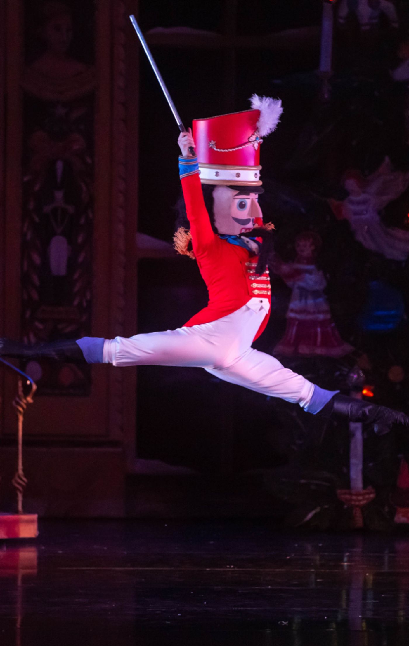 Interview: Edwaard Liang of THE NUTCRACKER at Ohio Theatre  Image
