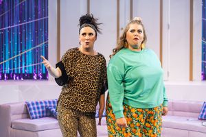 Jo Freer, Lauren Ellis Steele Photo