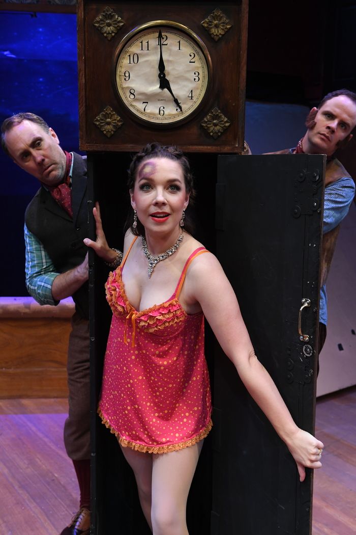 Photos: First Look At THE PLAY THAT GOES WRONG at San Jose Stage Company — photo 4 of 16