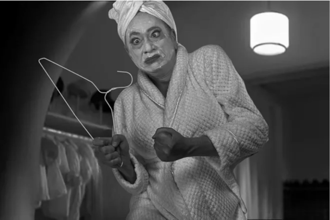 Review: CHRISTMAS WITH THE CRAWFORDS Puts The 'Fun' Back In Dysfunctional at Desert Theatreworks  Image