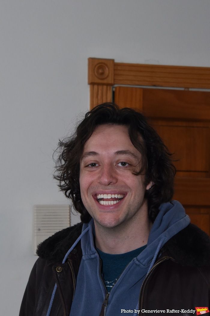 Exclusive: A BEAUTIFUL NOISE, THE NEIL DIAMOND MUSICAL Sings Carols For A Cure  Image