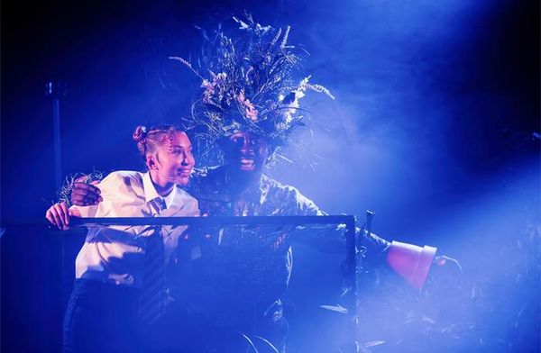 Yanexi Enriquez, Ray Emmet Brown Photo