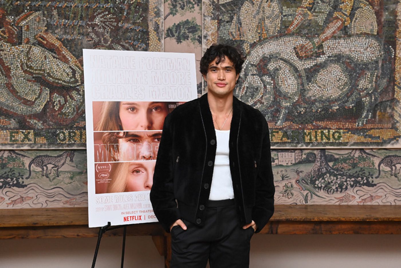 Photos: Inside the MAY DECEMBER Screening in NYC With Natalie Portman, Julianne Moore & More  Image
