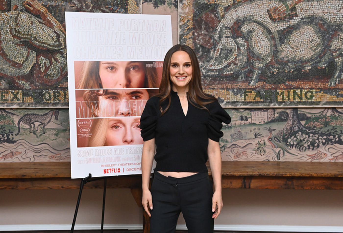 Photos: Inside the MAY DECEMBER Screening in NYC With Natalie Portman, Julianne Moore & More  Image