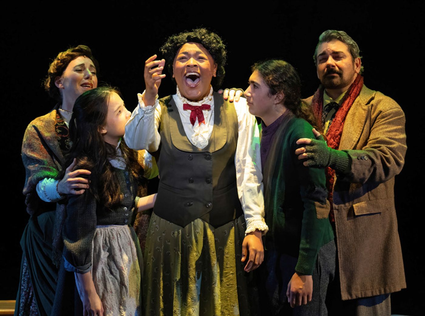 Photos/Video: First Look At A CHRISTMAS CAROL 2023 At ZACH Theatre  Image