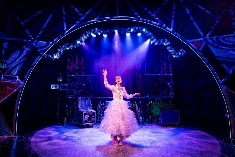 Review: POTTED PANTO, Reading Rep  Image