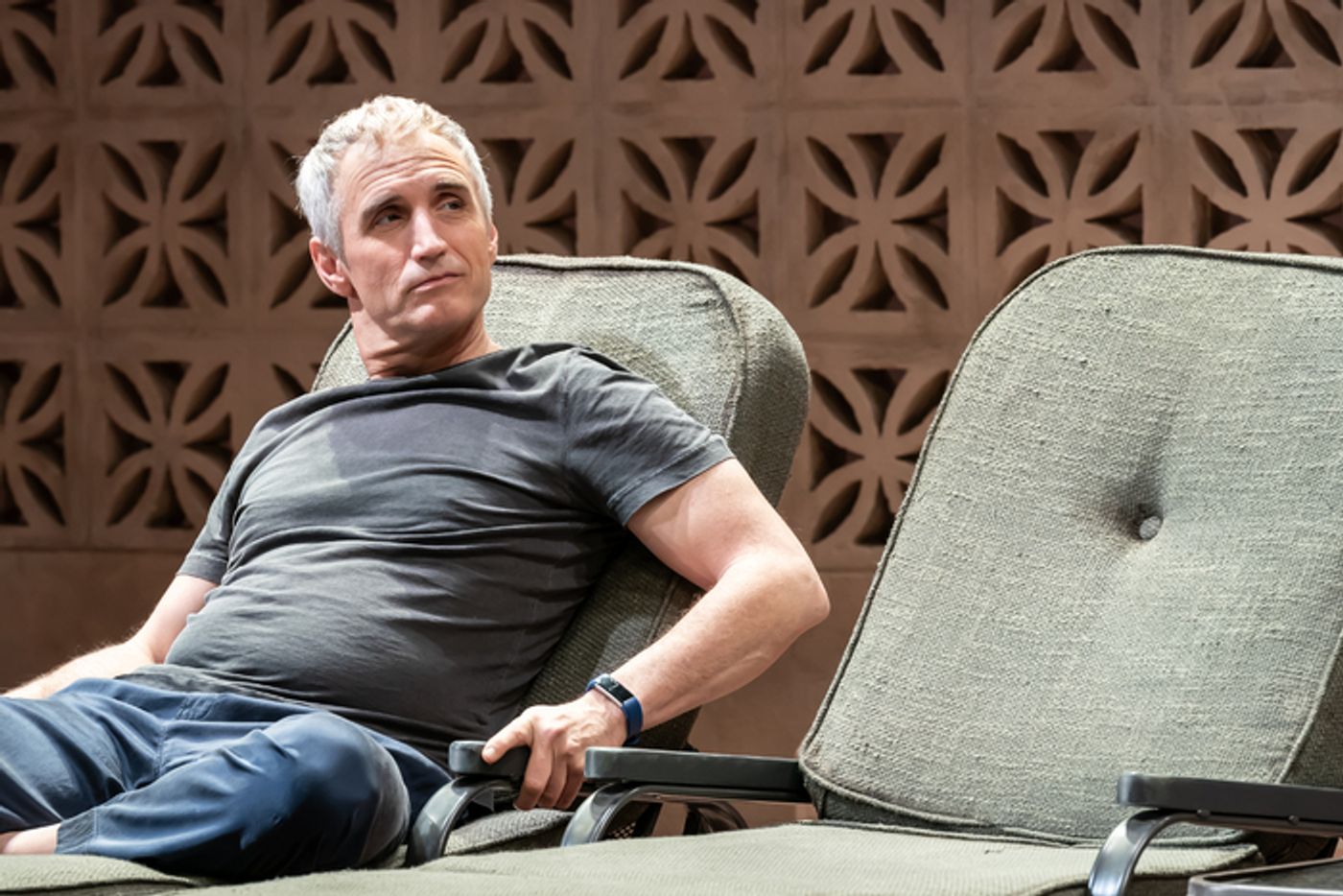 Photos: First Look at INFINITE LIFE at the National Theatre  Image