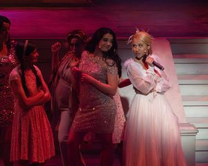 Grace Kinstler, Madison Taylor Baez, Tomasina Abate, Nina Nelson, and Cheyenne Wells @ BroadwayWorld Grace Kinstler, Madison Taylor Baez, Tomasina Abate, Nina Nelson, and Cheyenne Wells Photo